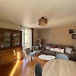 Spacious And Cozy, Elevator, Historic Center,